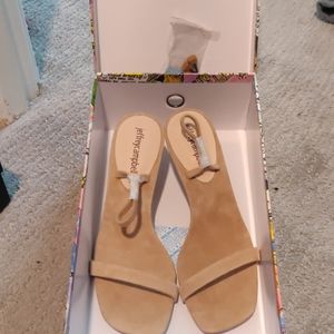 Nude Jeffrey Campbell